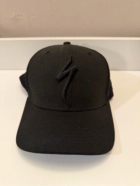Specialized New Era 9FIFTY Trucker Hat Black Embroidered Logo Snapback Cap